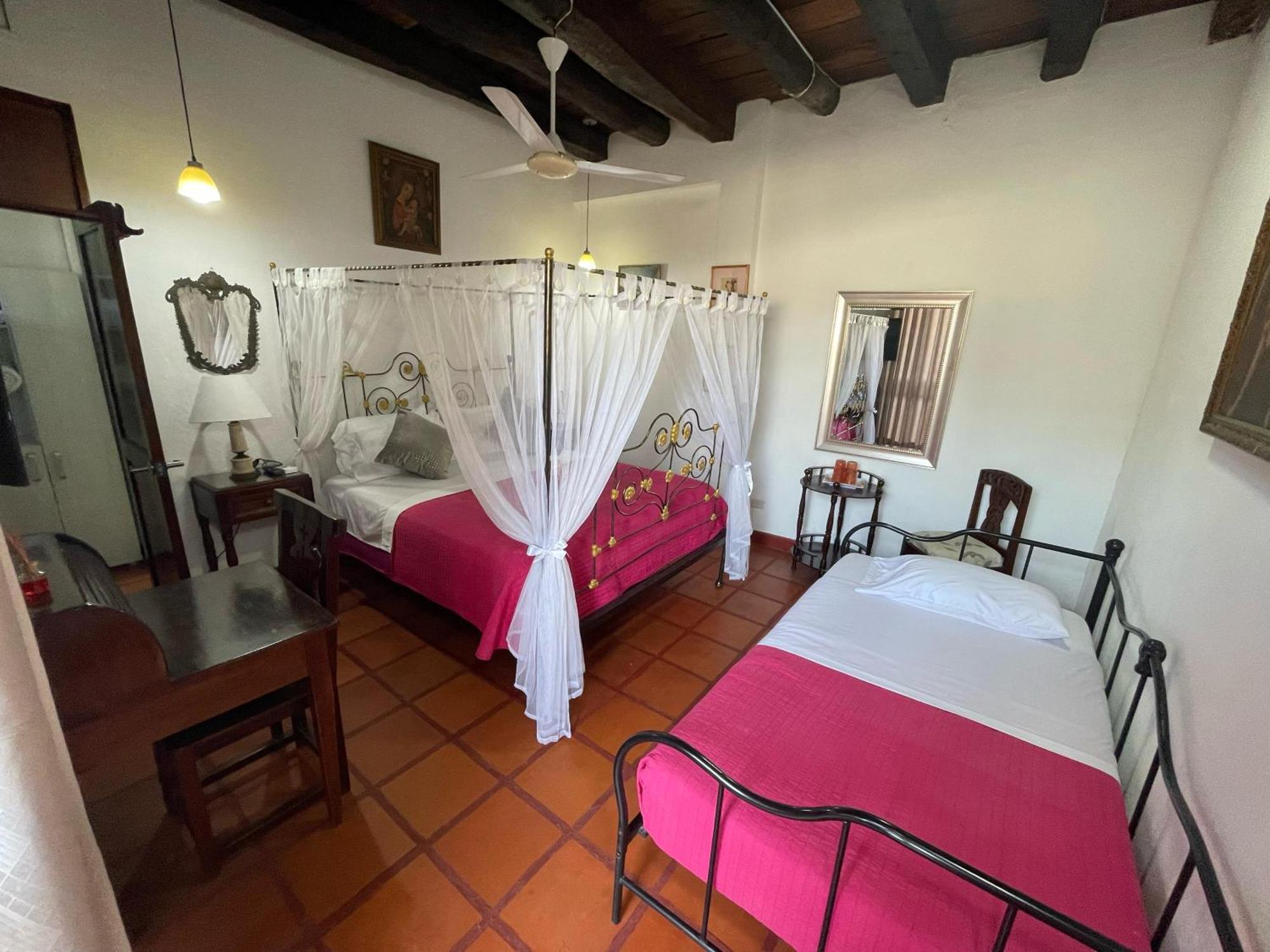 Casa Colonial Serrezuela Cartagena Exterior photo